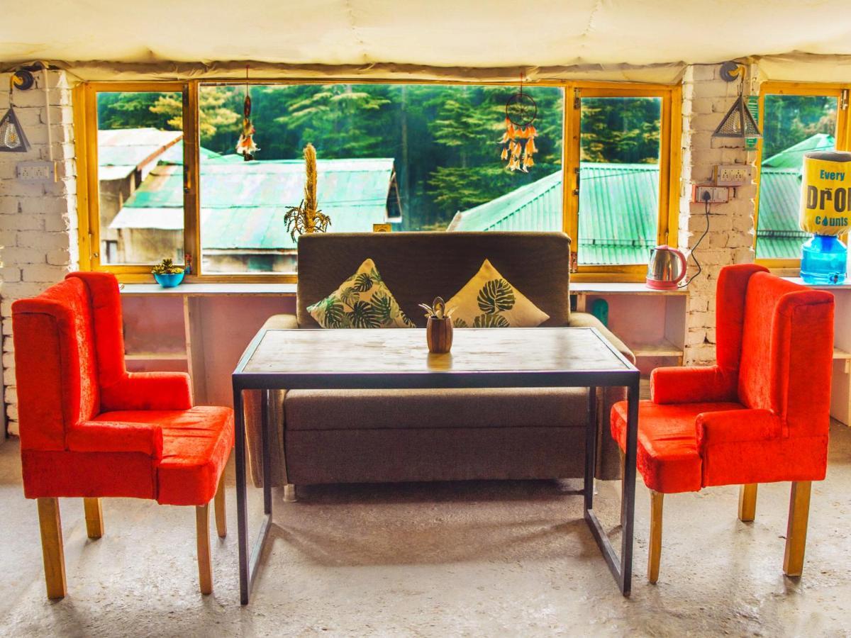 Young Monk Hostel & Cafe Old Manali المظهر الخارجي الصورة