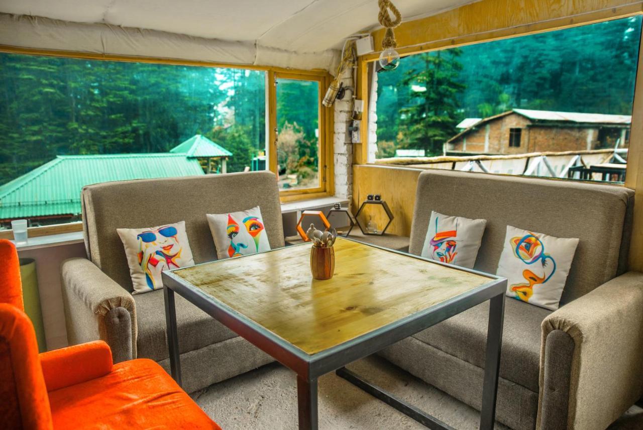 Young Monk Hostel & Cafe Old Manali المظهر الخارجي الصورة
