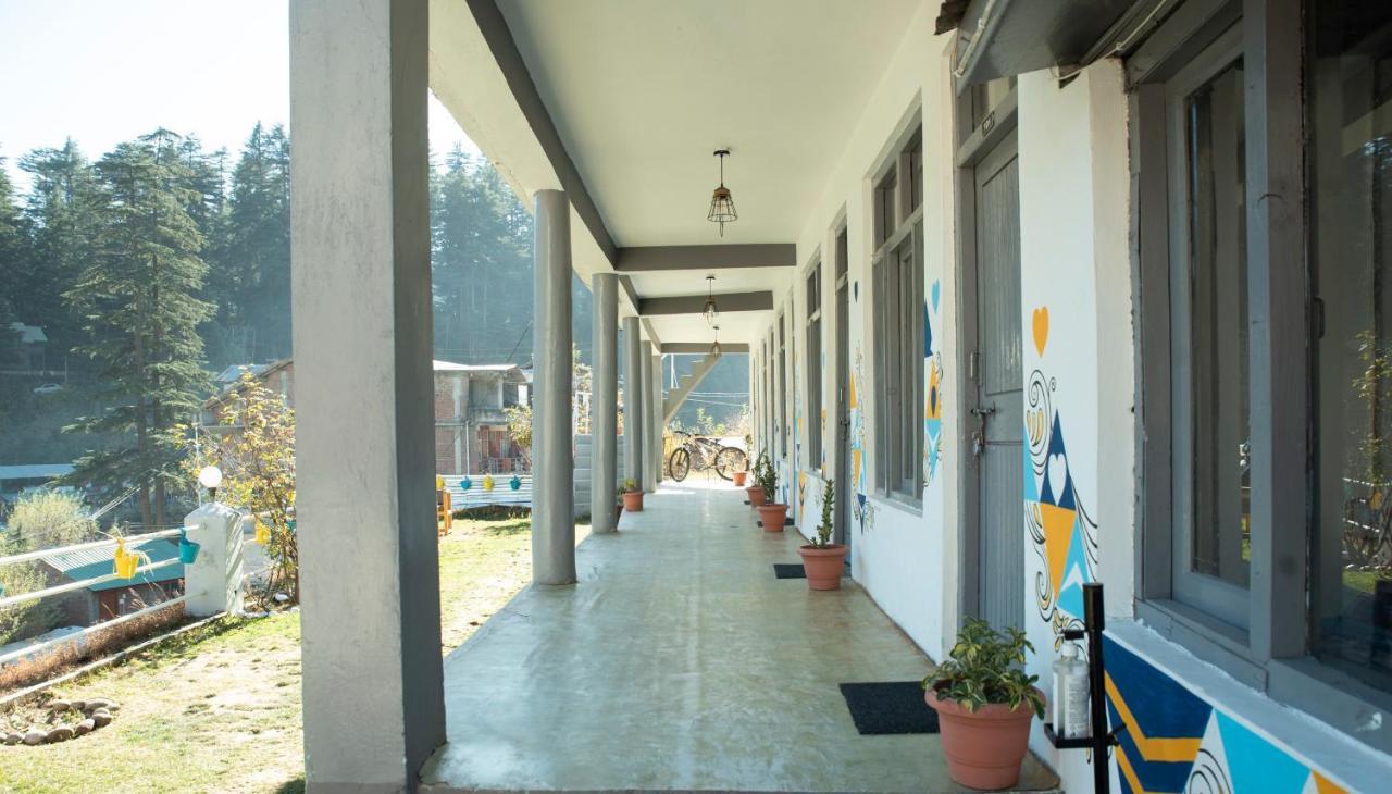 Young Monk Hostel & Cafe Old Manali المظهر الخارجي الصورة