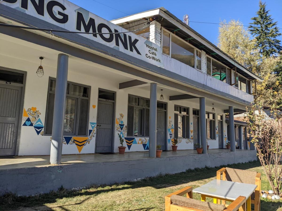 Young Monk Hostel & Cafe Old Manali المظهر الخارجي الصورة