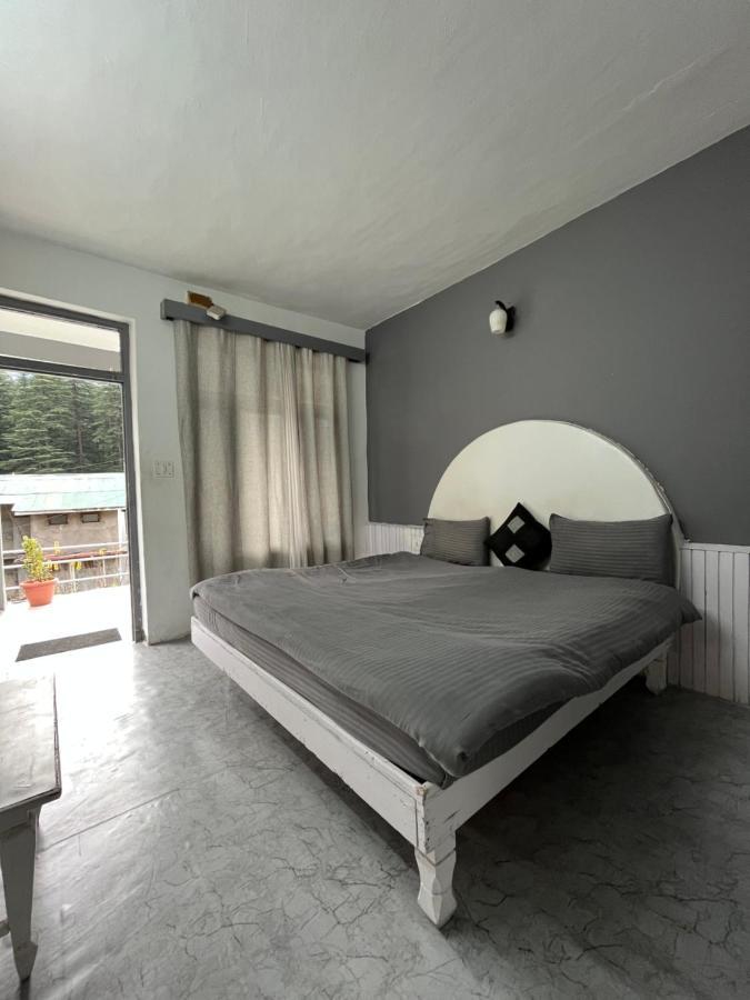 Young Monk Hostel & Cafe Old Manali المظهر الخارجي الصورة